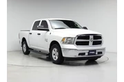 Ram 1500 Classic 2023 4x4 SL en Hialeah