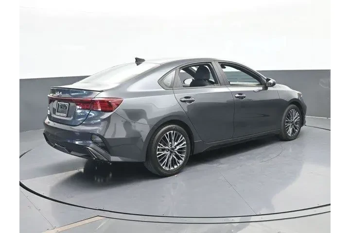 $16998 : Kia Forte 2023 GT-Line 4dr S image 6