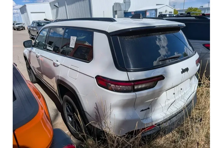 $37995 : Jeep Grand Cherokee L 2024 4 image 2