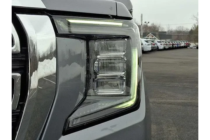 $38444 : GMC Yukon 2021 4x4 SLT 4dr S image 9