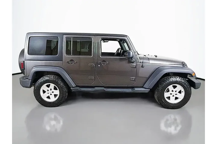 $17449 : Jeep Wrangler JK Unlimited 2 image 9