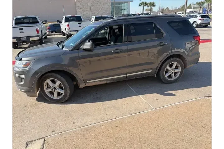 $20456 : Ford Explorer 2019 XLT 4dr S image 2
