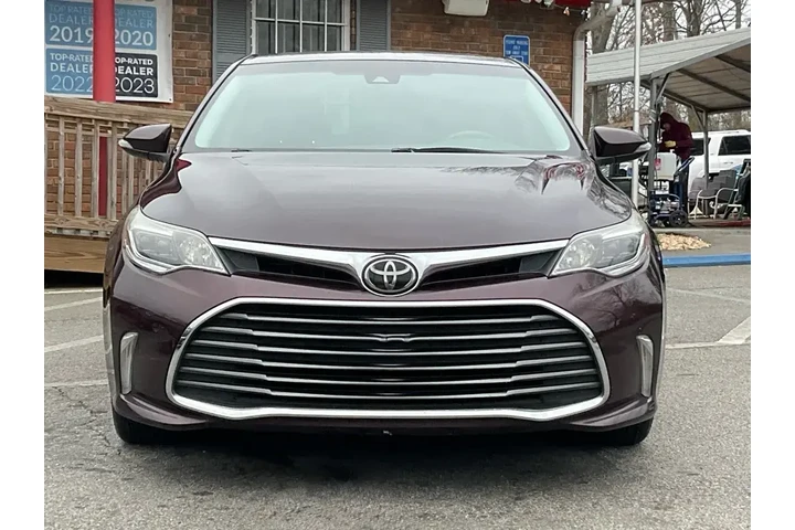 $19985 : Toyota Avalon 2018 XLE 4dr S image 2