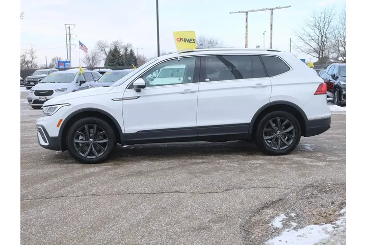 $23777 : Volkswagen Tiguan 2024 Wolfs image 6