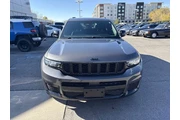 $29910 : 2021 Grand Cherokee L Altitude thumbnail