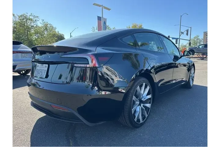 $31972 : Tesla Model 3 2024 4dr Sedan image 6