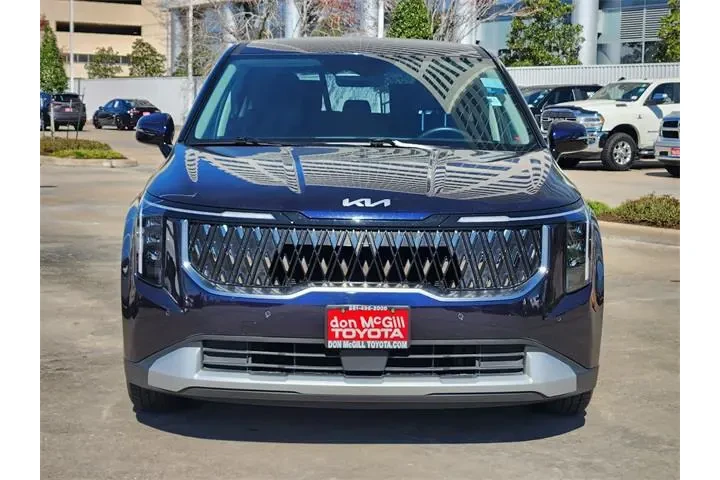 $34579 : Kia Carnival 2025 LXS 4dr Mi image 2