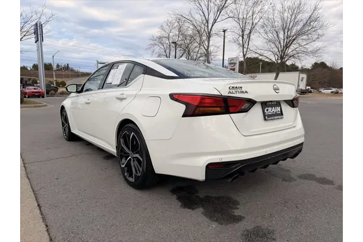 $21952 : Nissan Altima 2024 2.5 SR 4d image 5