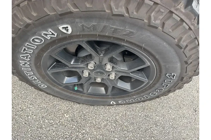 $34999 : Jeep Gladiator 2024 4x4 Will image 10