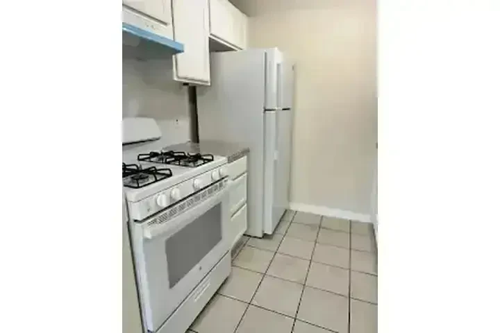 $1750 : LOS ANGELES RENTO APTOS. image 4