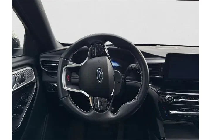 $39971 : Ford Explorer 2022 AWD ST 4d image 10