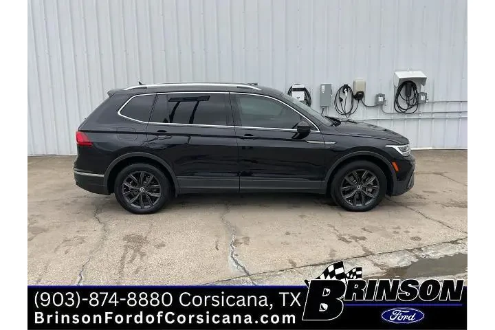 $19990 : Volkswagen Tiguan 2022 SE 4d image 8