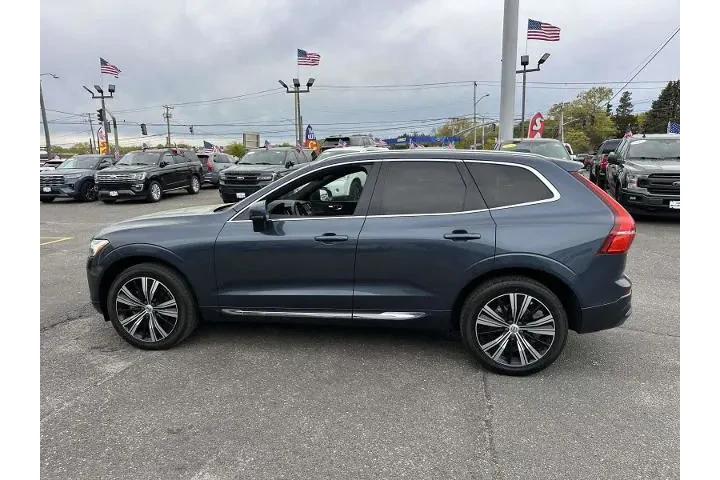 $31287 : Volvo XC60 2022 AWD B5 Inscr image 9