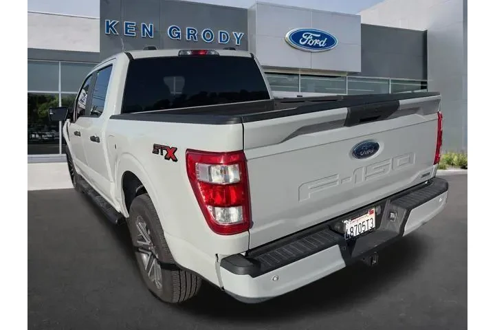 $38200 : Ford F-150 2023 4x2 XL 4dr S image 3