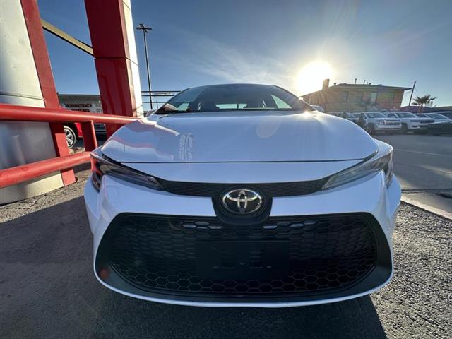 $19995 : Pre-Owned 2020 Corolla LE Sed image 9