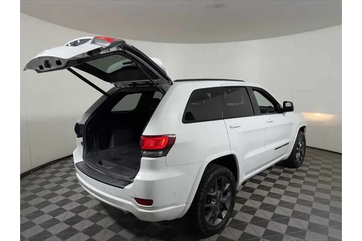 $26223 : Jeep Grand Cherokee 2021 4x4 image 3