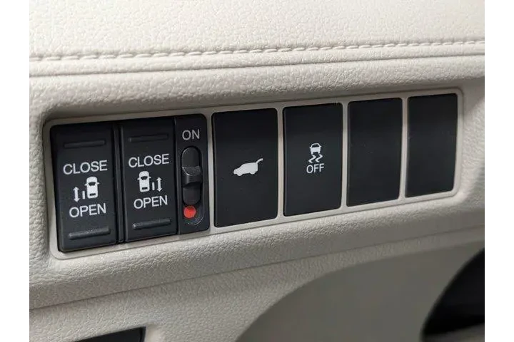 $39502 : Honda Odyssey 2025 EX-L 4dr image 10