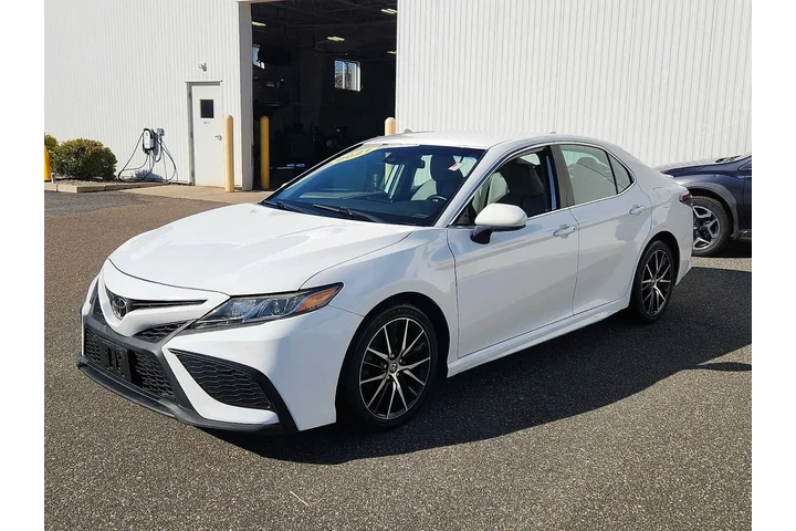 $19995 : Toyota Camry 2021 SE 4dr Sed image 3