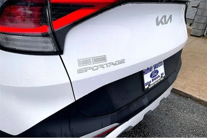 $27612 : Kia Sportage 2024 EX 4dr SUV image 7