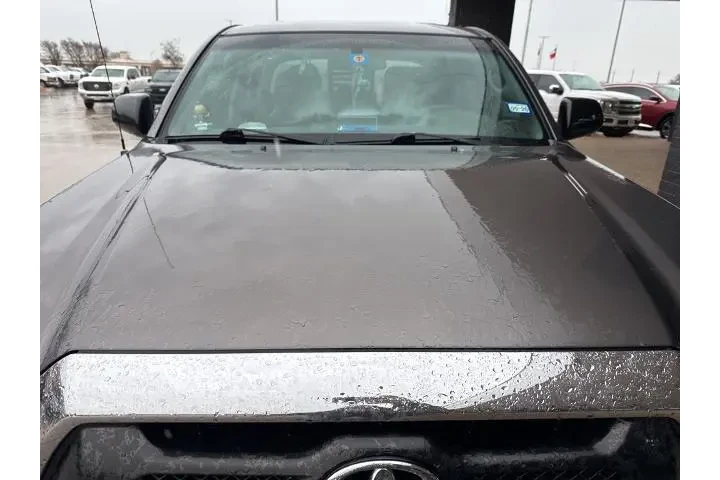 $17664 : Toyota Tacoma 2015 4x2 PreRu image 8