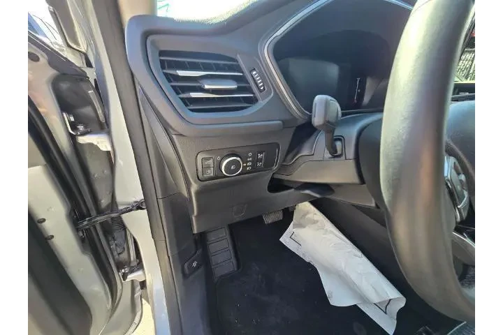 $27000 : Ford Escape Plug-In Hybrid 2 image 10