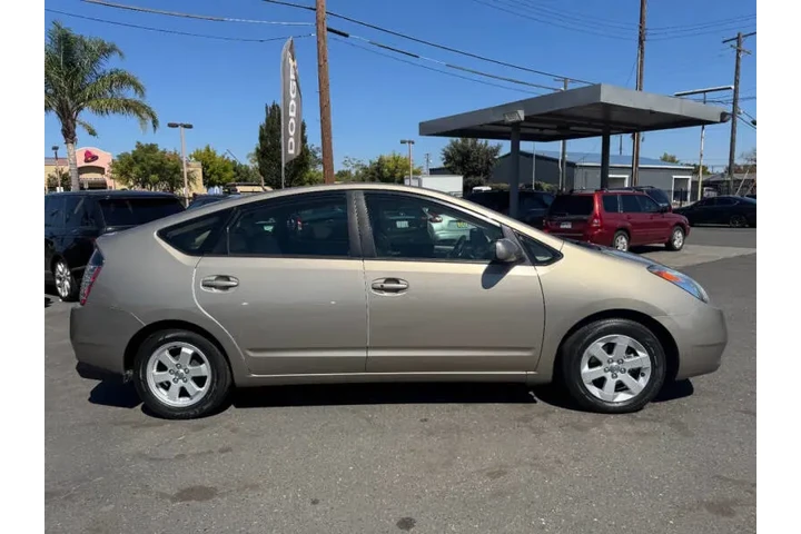 $6998 : 2004 Prius image 10