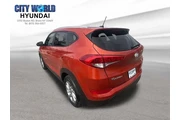 $11792 : Hyundai TUCSON 2016 AWD SE 4 thumbnail
