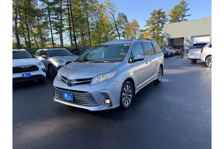 $23999 : 2018 Sienna image 2