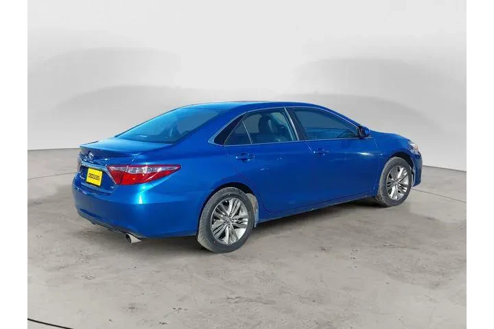 $15588 : Toyota Camry 2017 SE 4dr Sed image 5