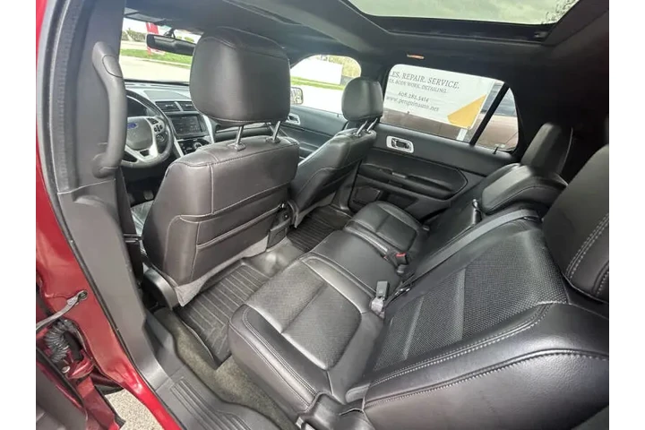 $9990 : 2013 Explorer Limited image 10