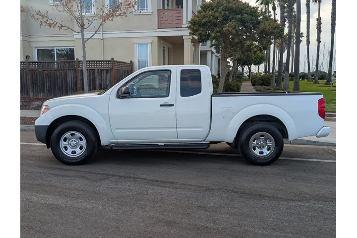 $19988 : 2020 Frontier S image 9
