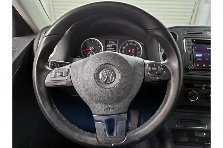 $16998 : Volkswagen Tiguan Limited 20 image 10