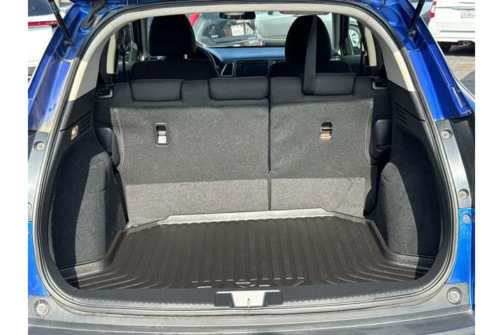 $11495 : Honda HR-V 2018 EX 4dr Cross image 9