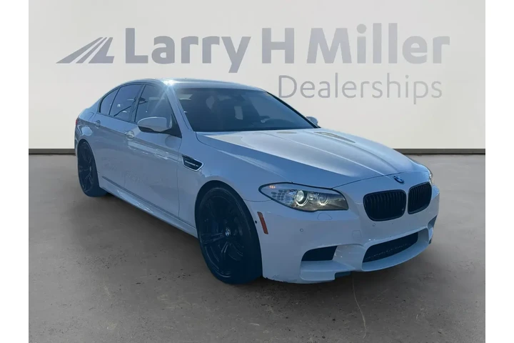 $29226 : BMW M5 2013 4dr Sedan image 7