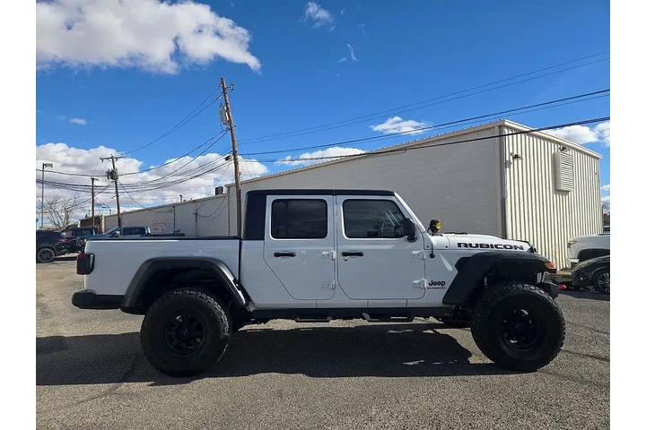 $37700 : Jeep Gladiator 2022 4x4 Rubi image 2