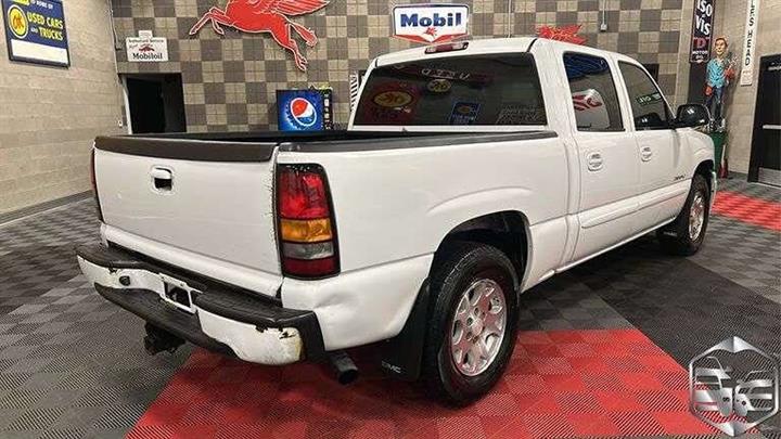 $8999 : 2005 GMC Sierra 1500 image 4