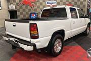 $8999 : 2005 GMC Sierra 1500 thumbnail