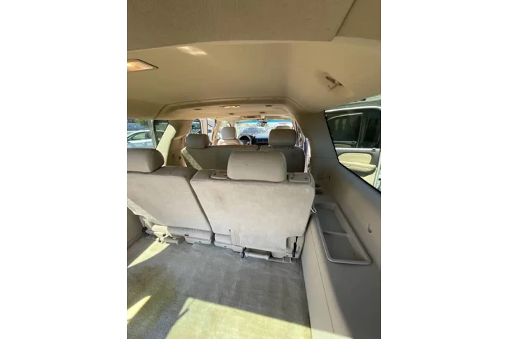 2008 GMC Yukon XL Denali image 10