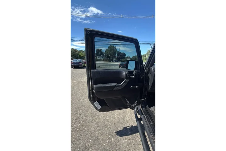 $11277 : Jeep Wrangler 2016 4x4 Sport image 9