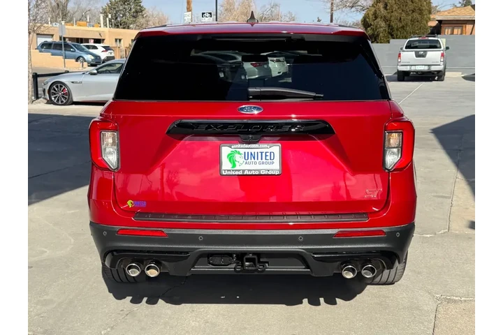 2022 Explorer ST AWD image 6
