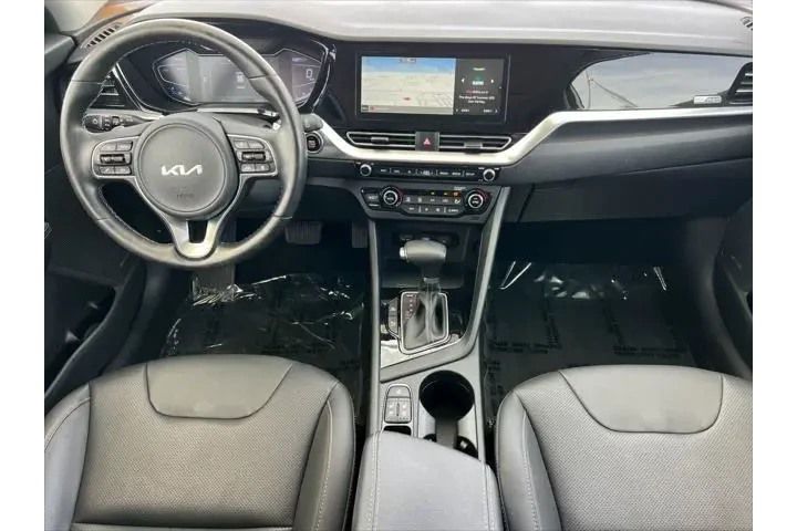 $23999 : Kia Niro Plug-In Hybrid 2022 image 4