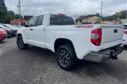 $25990 : 2014 Tundra thumbnail