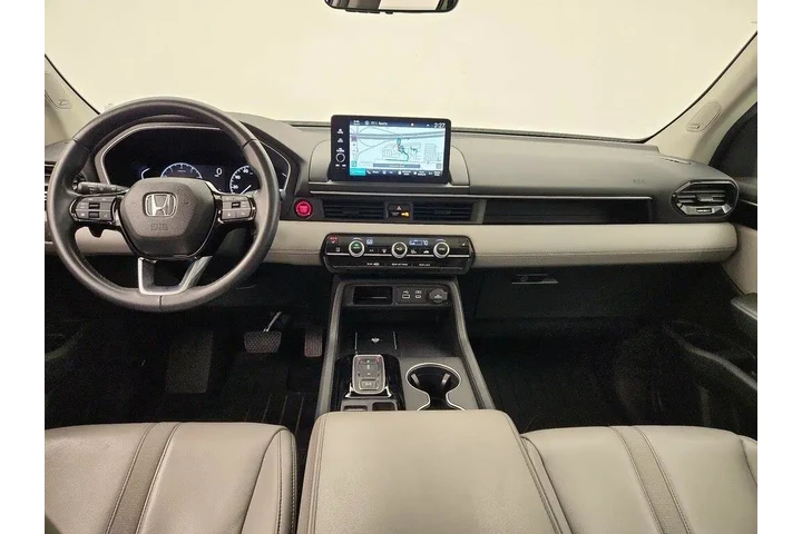 $39998 : Honda Pilot 2023 AWD Touring image 9