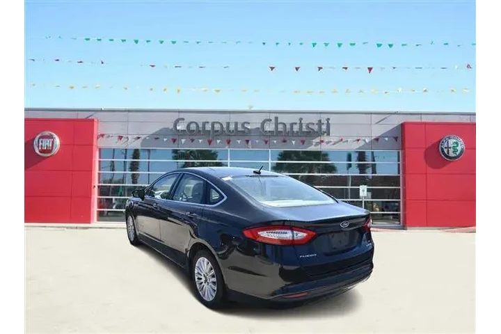 2014 Fusion Hybrid SE image 6