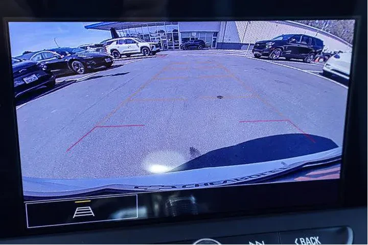 $35000 : Chevrolet Camaro 2022 LT 2dr image 6