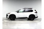 $29998 : Nissan Rogue 2025 AWD Rock C thumbnail