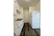 $1300 : Luxury apartment thumbnail