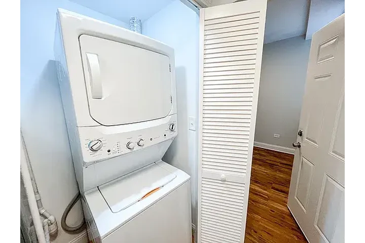 $1100 : Apt en renta con accesorios image 2