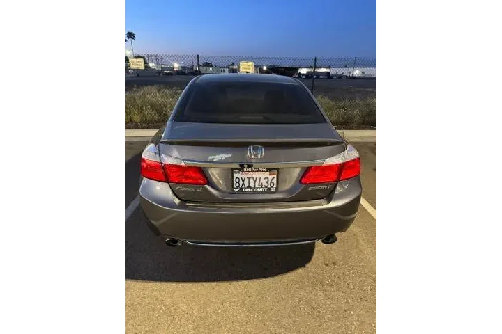 $11900 : Honda Accord 2015 Sport 4dr image 4