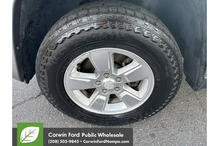 $6501 : Jeep Liberty 2012 4x4 Sport image 9